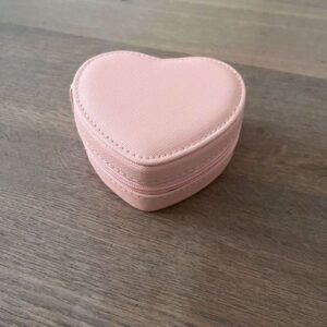 Smykkeskrin hjerte i pink 10x9,5x4,5cm - LYSH212/P