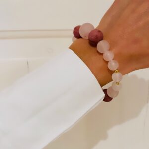 Sten armbånd med rosa kvarts & jaspis - Guld & Sølv Design 81021
