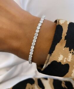 Seville Jewelry sølv tennisarmbånd SILVIA MEDIUM 81029
