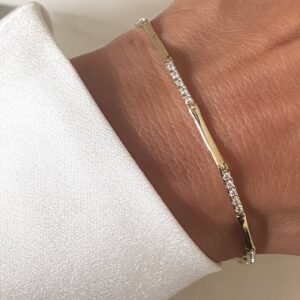 Armbånd i 8 karat guld med zirkonia sten - Guld & Sølv Design 9283/08