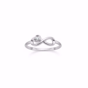 sølv ring med infinity symbol og hjerte med klar zirkonia sten