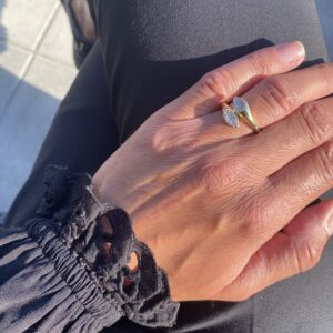 8 karat guldring med zirkonia sten 8465/6/08