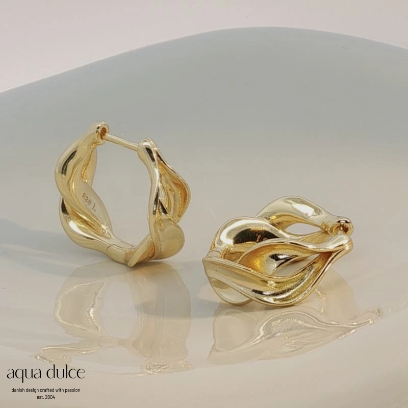 Curva hoop øreringe forgyldt sølv - Aqua Dulce 6512 - Billede 2