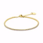 Tennisarmbånd i guldfarvet rustfrit stål med klare sten.