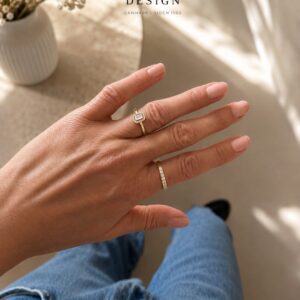 Forgyldt ring i 925 sterling sølv med klare zirkonia fra Guld & Sølv Design.