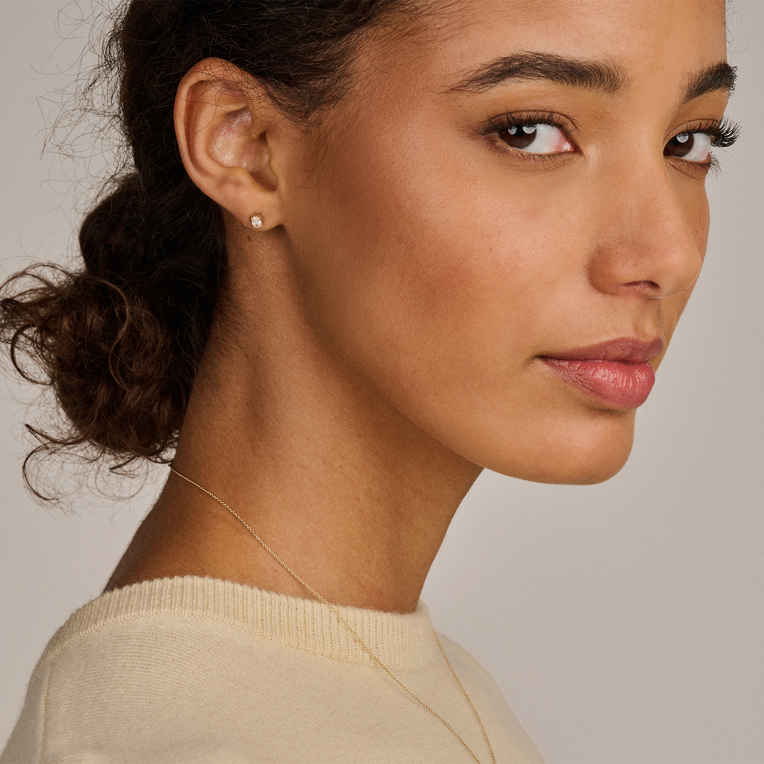 Blush øreringe i 14 kt guld – lab‑grown diamanter 2 x 0,15 ct - Billede 2